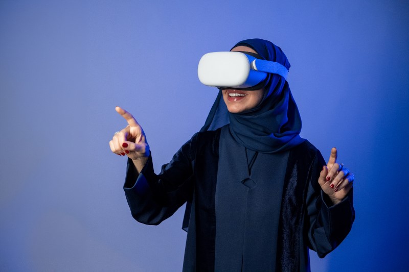 Emirates NBD colleagues applying AI skills with enterprise tools